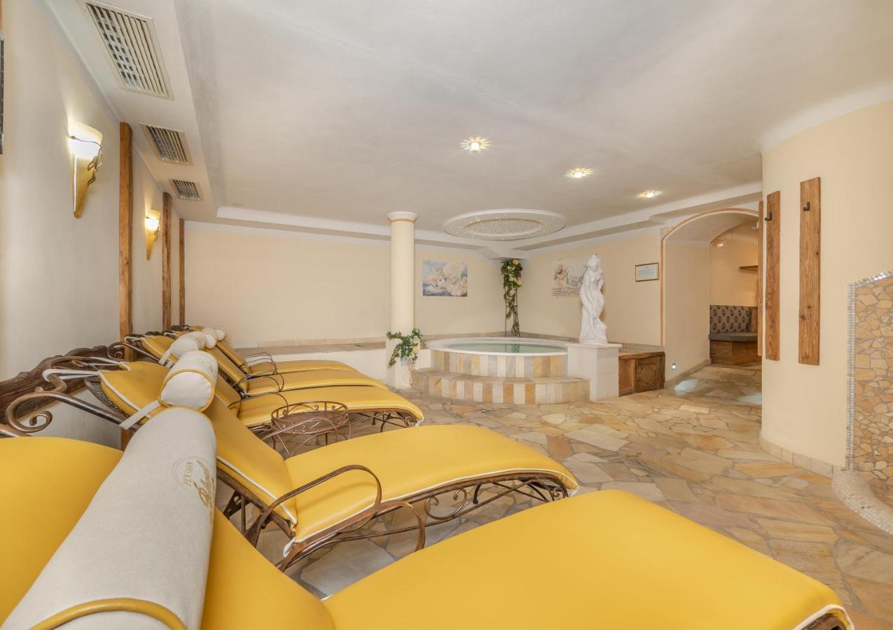 Hotel Belaval Селва ди Вал Гардена Екстериор снимка